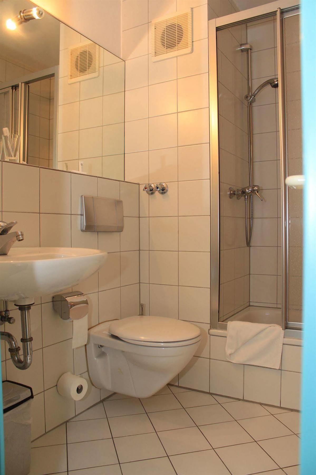 Hotel Ruettenscheider Stern Essen Zewnętrze zdjęcie